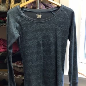 Crewneck pullover cotton stretch top; turquoise colour